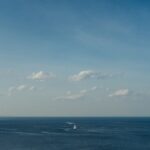 Kreuzfahrtschiff auf hoher See